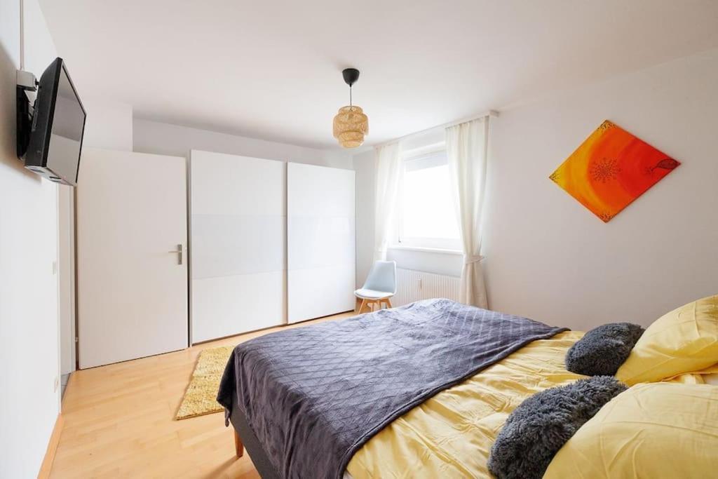New! Cozy & Lovely Home In The 3Rd District Виена Екстериор снимка