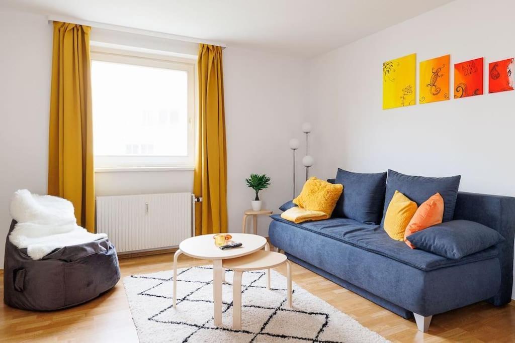 New! Cozy & Lovely Home In The 3Rd District Виена Екстериор снимка