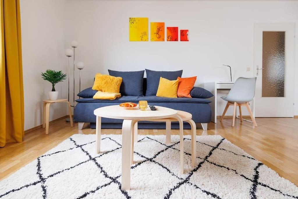 New! Cozy & Lovely Home In The 3Rd District Виена Екстериор снимка